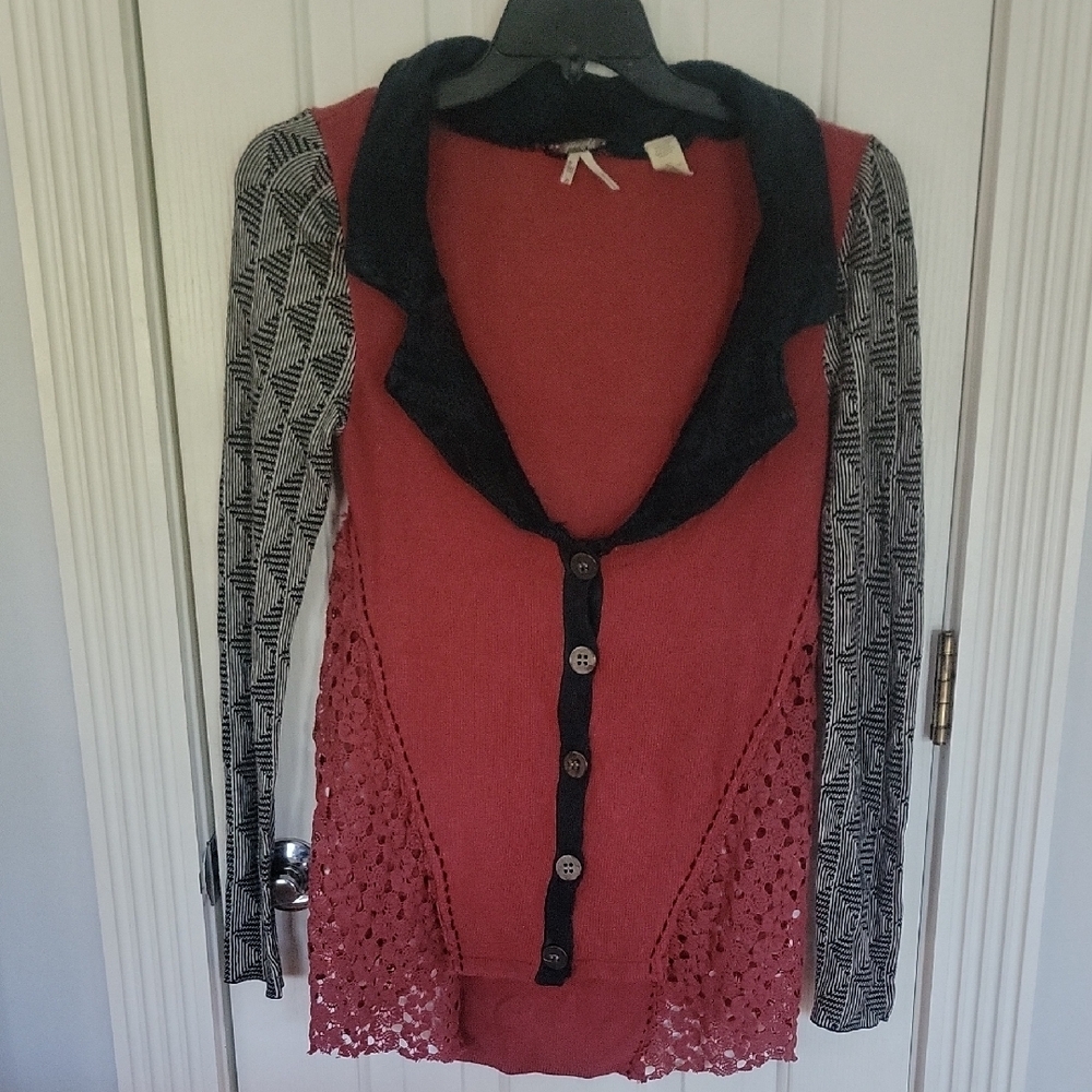 BKE Red and Black Cardigan Sweater Coat Gimmicks Small S Buckle